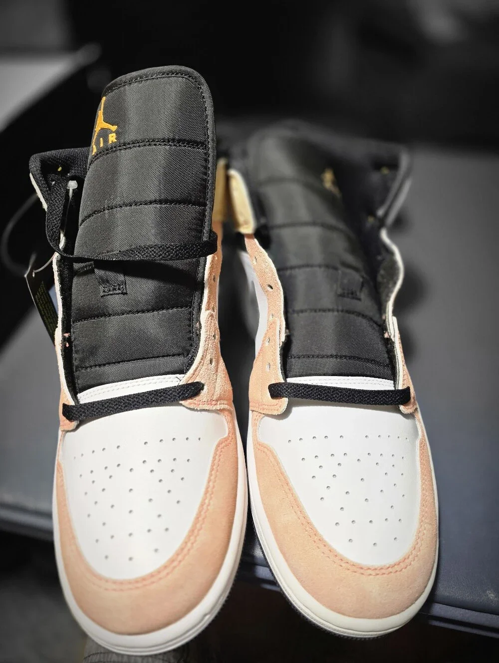 Jordan 1 Mid, Ember/Sundial/White, Size 10m, New.
